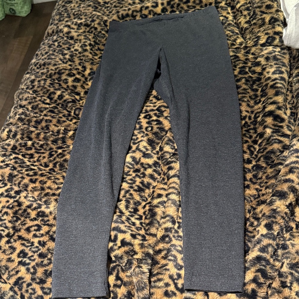 Old navy size medium leggings